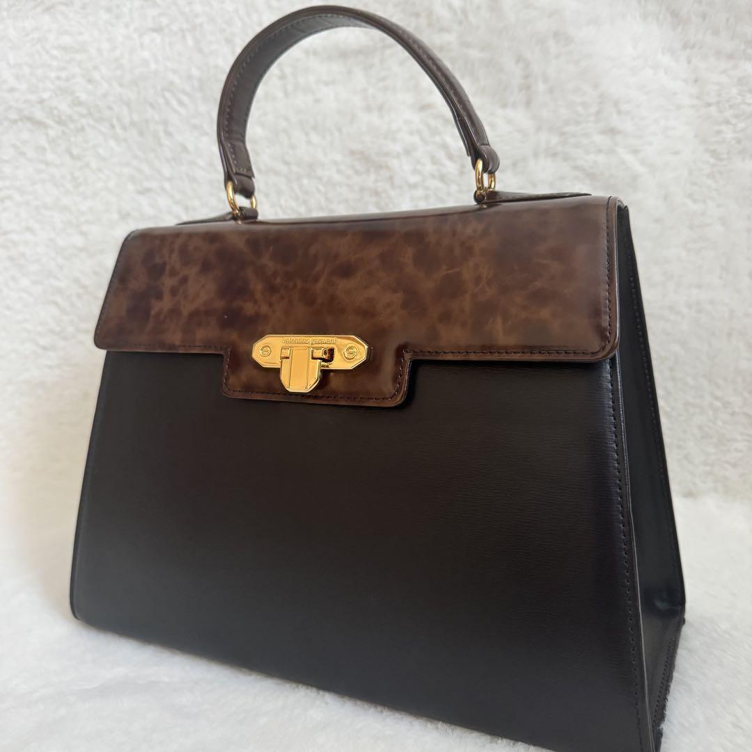 Valentino Garavani Hand Bag Tote Purse Leather Black Authentic