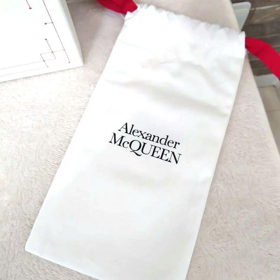 Alexander McQueen Shoulder Bag Purse Phone Case Leather White Authentic