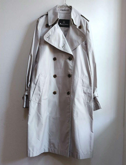 Aquascutum Trench Coat Asian fit S US size XS Off White Beige Authentic