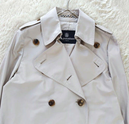 Aquascutum Trench Coat Asian fit S US size XS Off White Beige Authentic