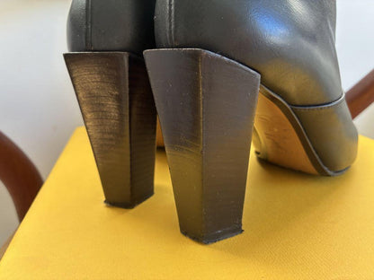 FENDI Short Boots Shoes EU 37 US 7 Black Authentic