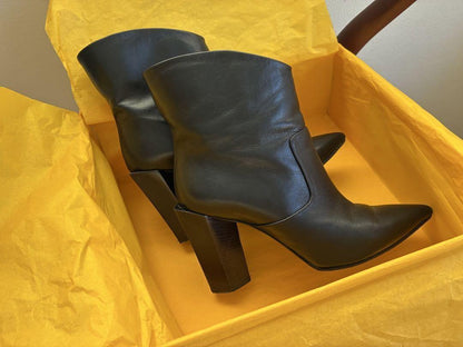 FENDI Short Boots Shoes EU 37 US 7 Black Authentic