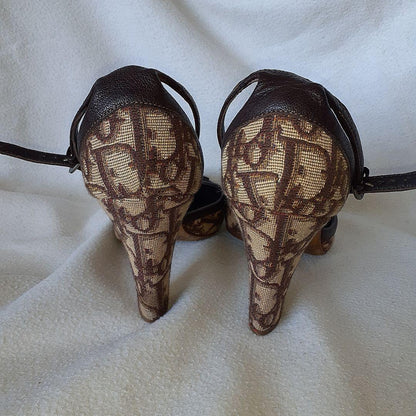 Christian Dior Shoes Pumps Heel Logo EU 37.5 US 7.5 Brown Authentic