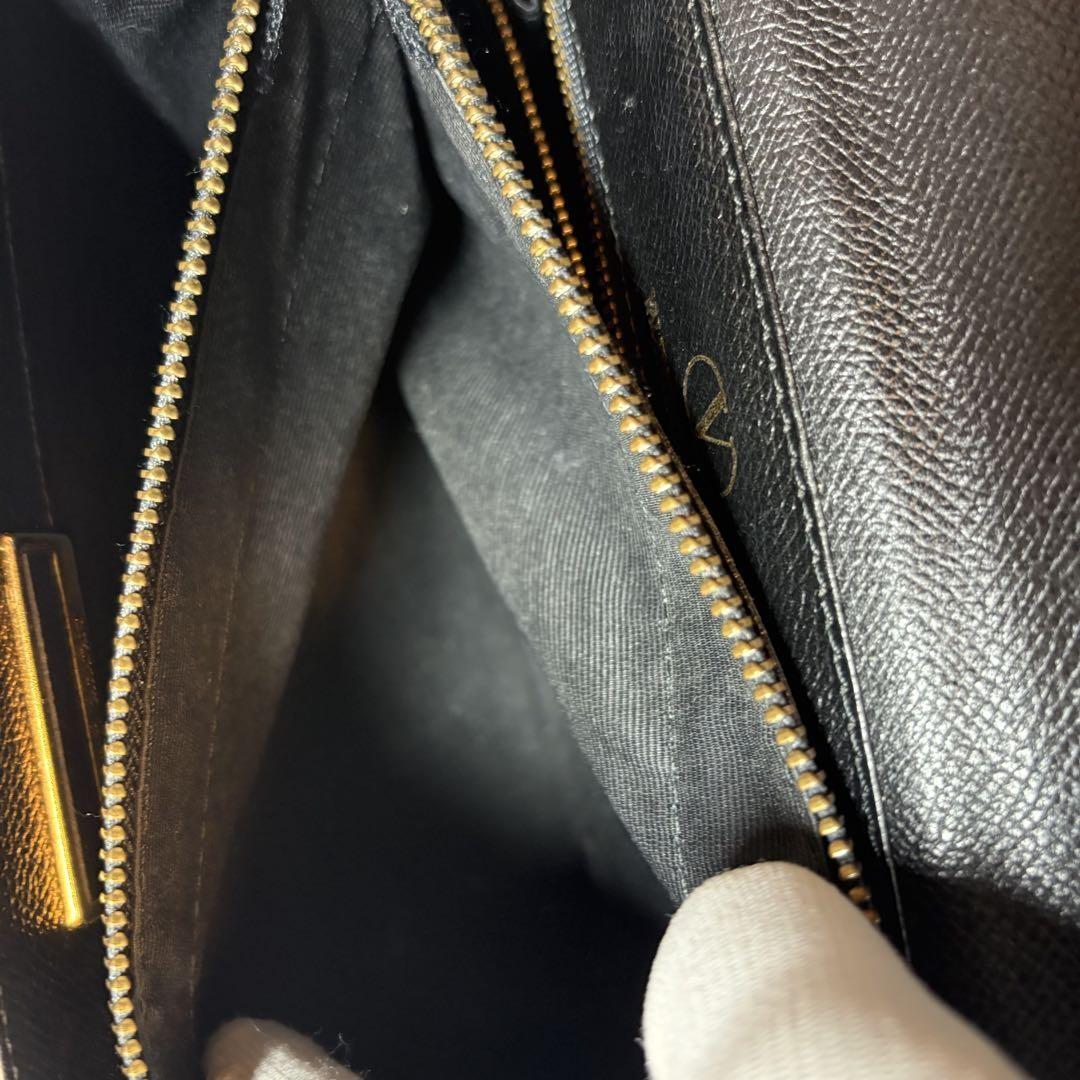 Valentino Garavani Hand Shoulder Bag Tote Purse 2way Logo Leather Black Auth