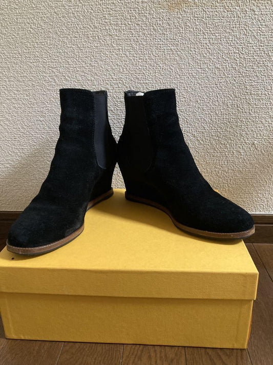 FENDI Short Boots Shoes EU 37 US 7 Suede Black Authentic