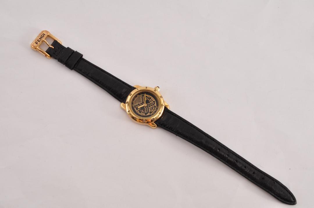 FENDI 800L Quartz Watch Wristwatch Logo Black Gold Women's Authentic