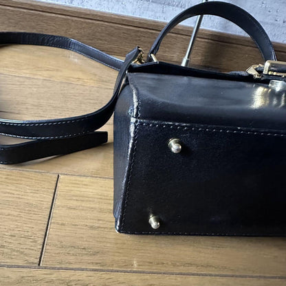 Valentino Garavani Shoulder Bag Purse convertible Logo Leather Black Authentic