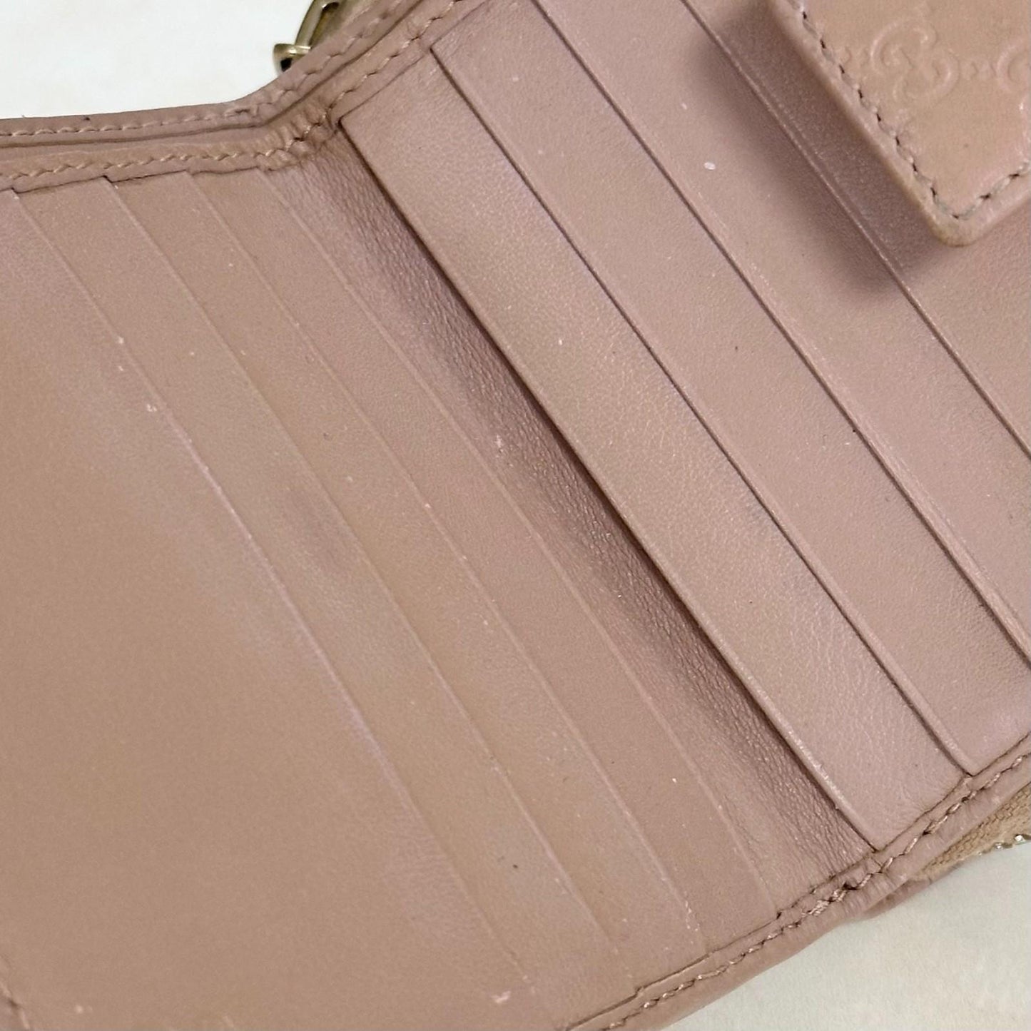 GUCCI Wallet GG Monogram Shima Bi-fold Flap Compact Pink Leather Authentic Used