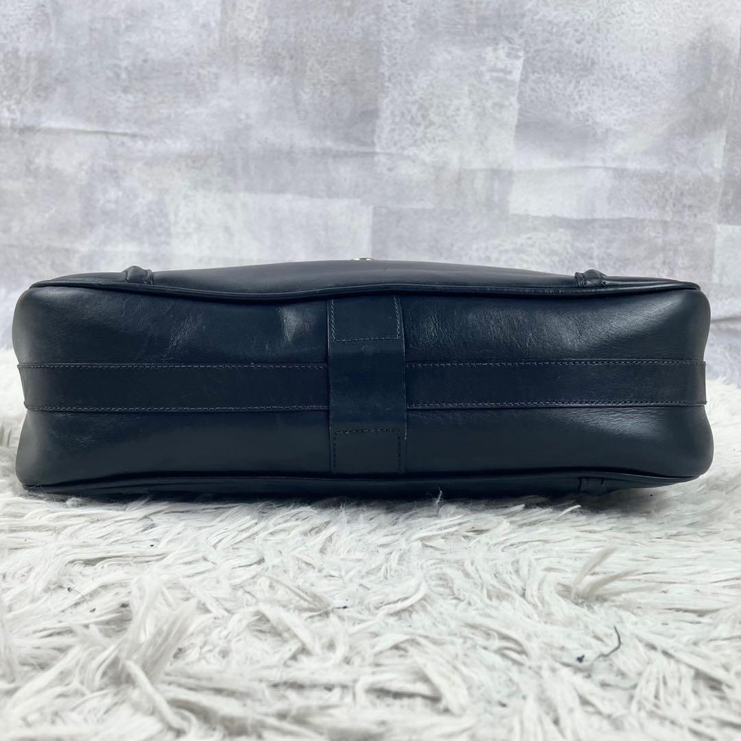 CELINE Shoulder Bag Purse Horse carriage Leather Navy Authentic