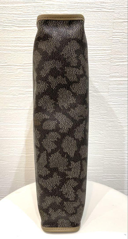 Saint Laurent Clutch Bag Second Bag YSL Cassandra Authentic