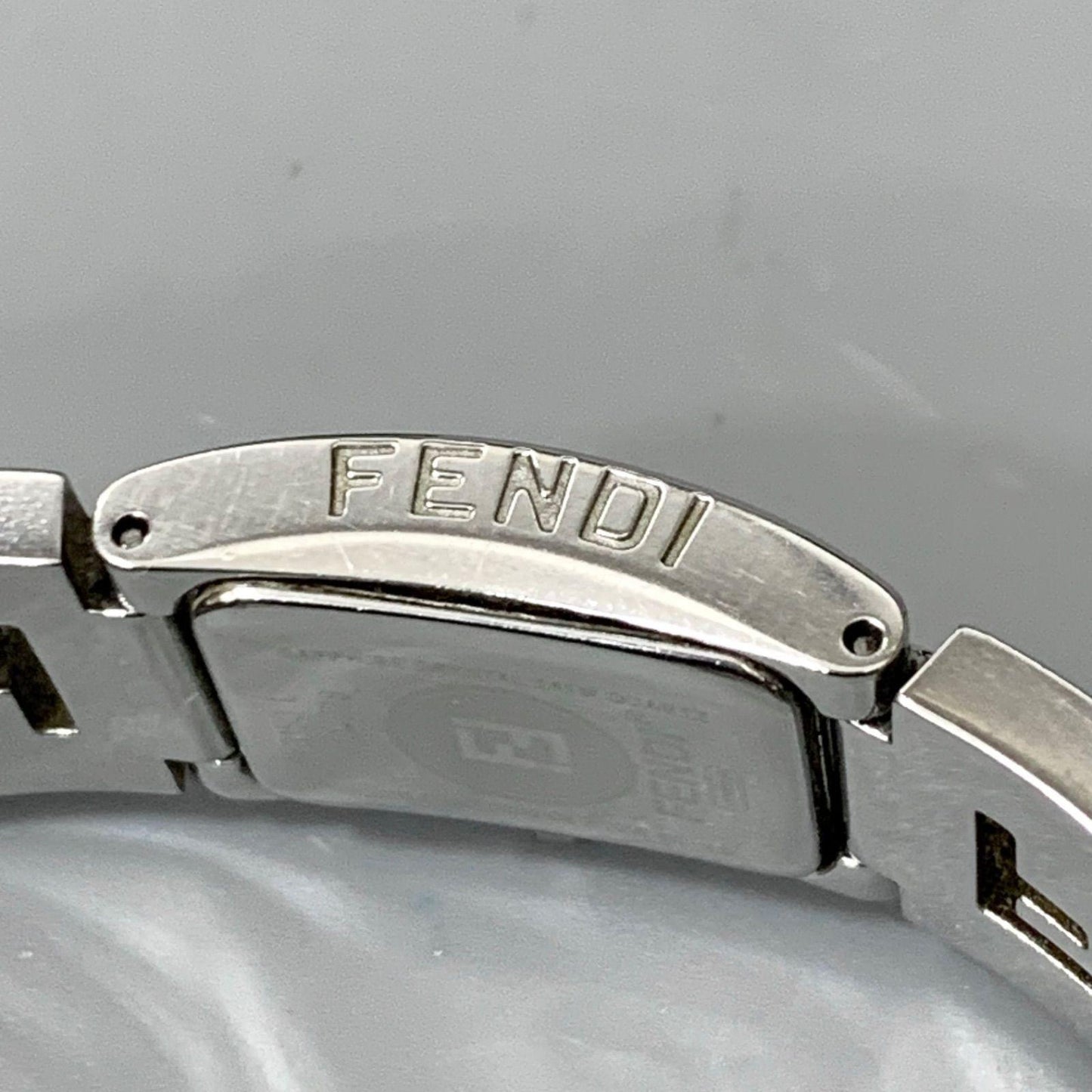 FENDI 3150L Quartz Watch Wristwatch Logo Pink Gold Women's Authentic