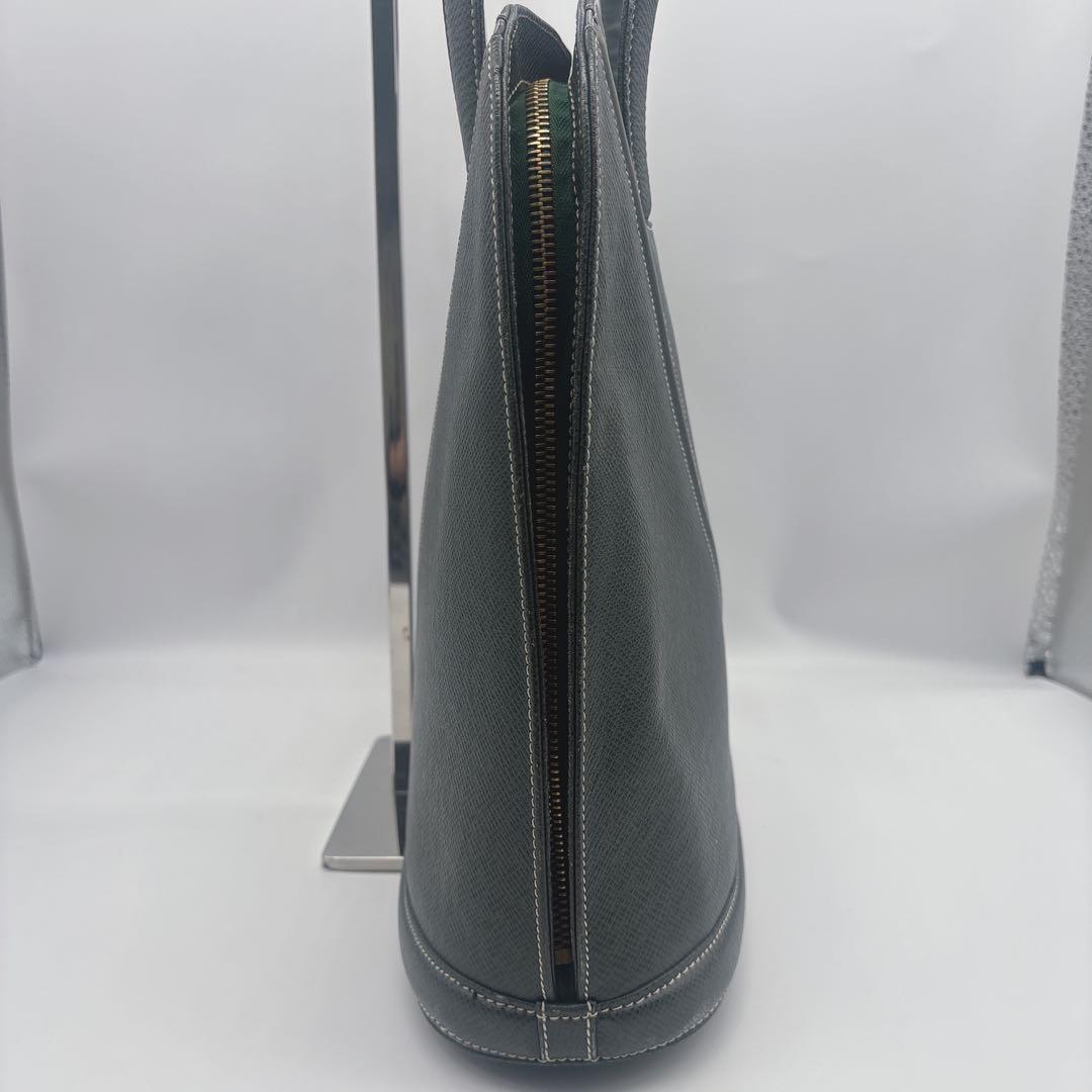 Valentino Garavani Shoulder Bag Purse V Logo Leather Dark Green Authentic