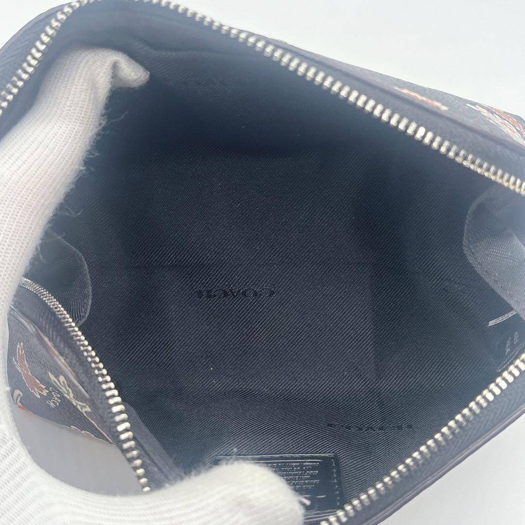 Valentino Garavani Shoulder Bag Purse V Logo Leather Dark Green Authentic