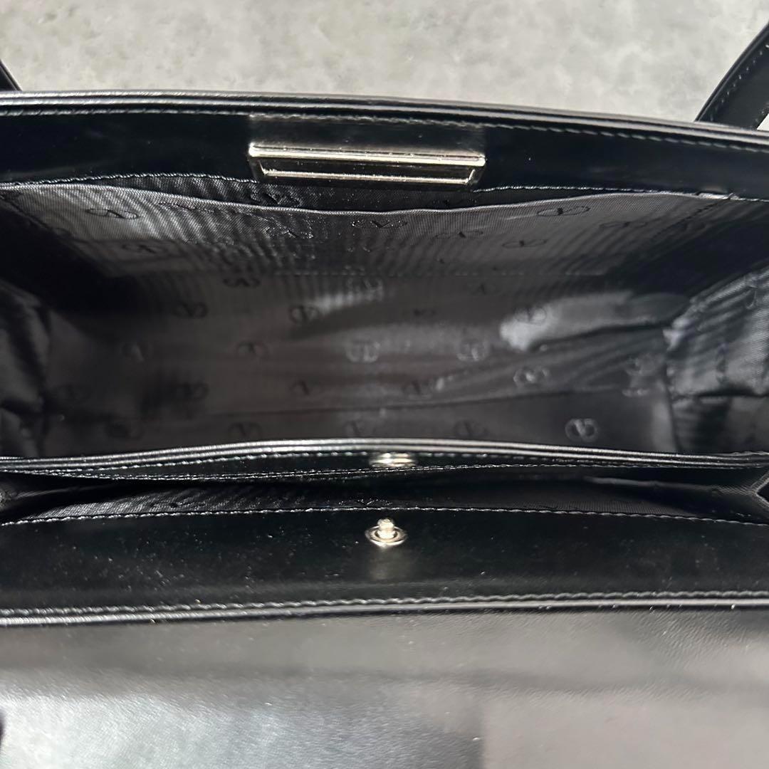 Valentino Garavani Hand Bag Tote Purse Formal bag Logo plate Authentic