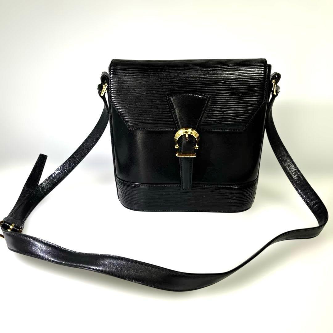 Valentino Garavani Shoulder Bag Purse Leather Black Authentic