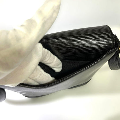 Valentino Garavani Shoulder Bag Purse Leather Black Authentic