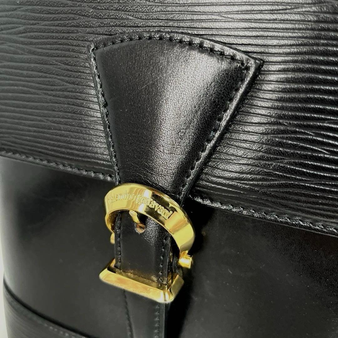 Valentino Garavani Shoulder Bag Purse Leather Black Authentic