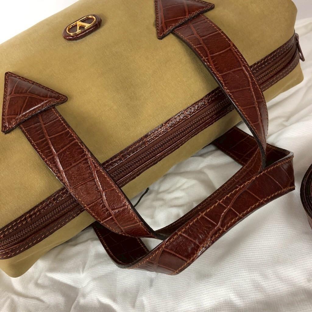 Valentino Garavani Hand Shoulder Bag Tote Purse 2way Logo Authentic