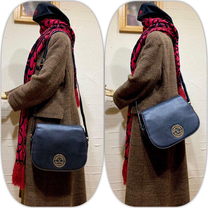 Valentino Garavani Shoulder Bag Purse Logo Leather Authentic