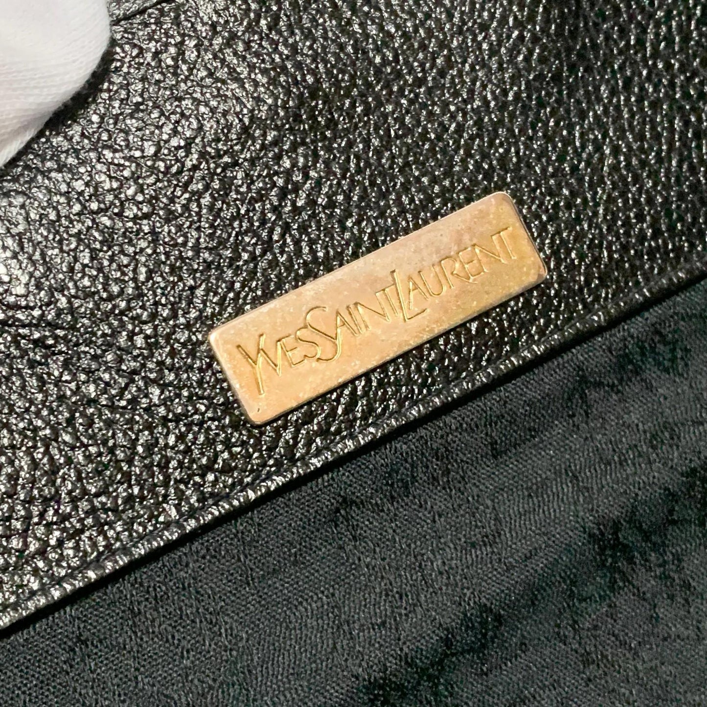 Saint Laurent Bag Cassandra YSL Shoulder Purse Leather Black Gold Authentic