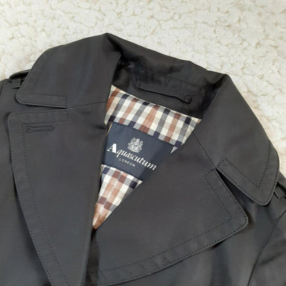 Aquascutum London Trench Coat Club Check Asian fit M US size S Black Authentic