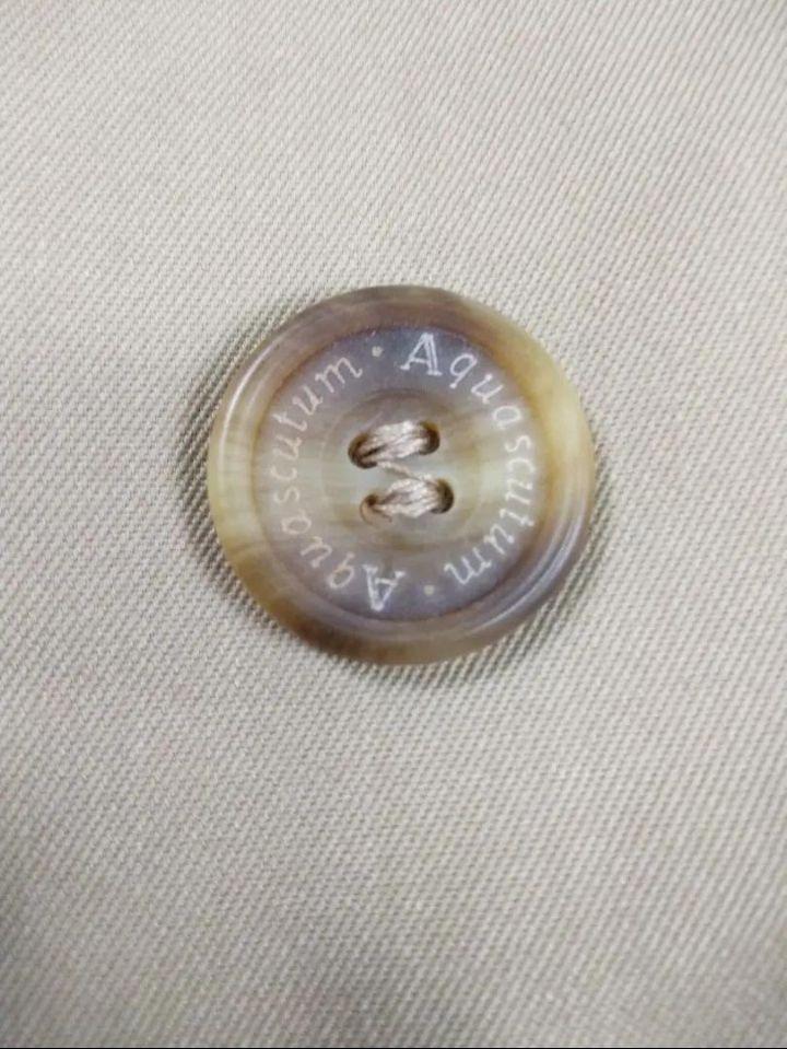 Aquascutum Trench Coat Club Check Asian fit L US size M camel Authentic