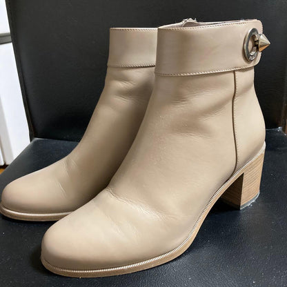 FENDI Short Boots Shoes EU 36 US 6 Leather Beige Authentic