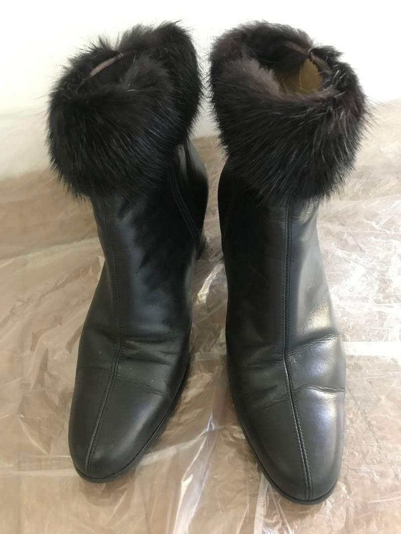 Saint Laurent Short Boots Shoes EU 36.5 US 6.5 Fur Black Authentic
