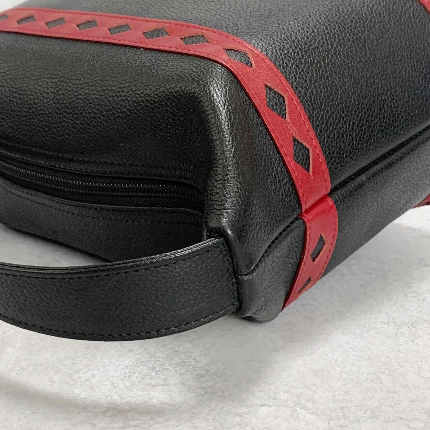 Saint Laurent Vanity Bag Logo YSL Black Red Authentic Leather Vintage