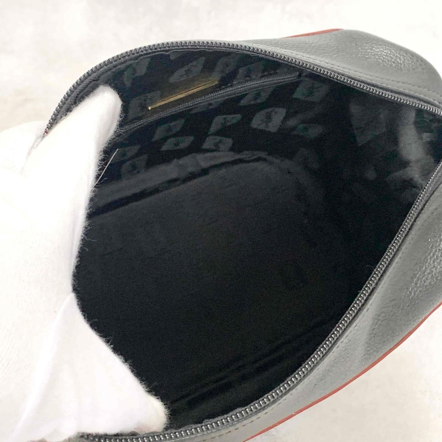 Saint Laurent Vanity Bag Logo YSL Black Red Authentic Leather Vintage