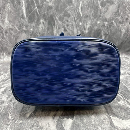 Valentino Garavani Shoulder Bag Purse Logo Blue Authentic