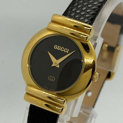 GUCCI 5300L Quartz Watch Wristwatch Gold Black Women's Authentic
