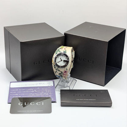 GUCCI 104 Quartz Watch Wristwatch White Silver Floral pattern Women's Authentic