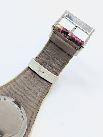 GUCCI 104 Quartz Watch Wristwatch White Silver Floral pattern Women's Authentic