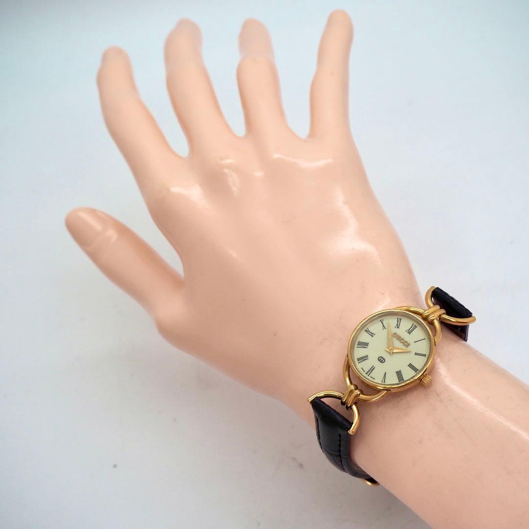 GUCCI 6000L Quartz Watch Wristwatch Gold Black Women's Authentic