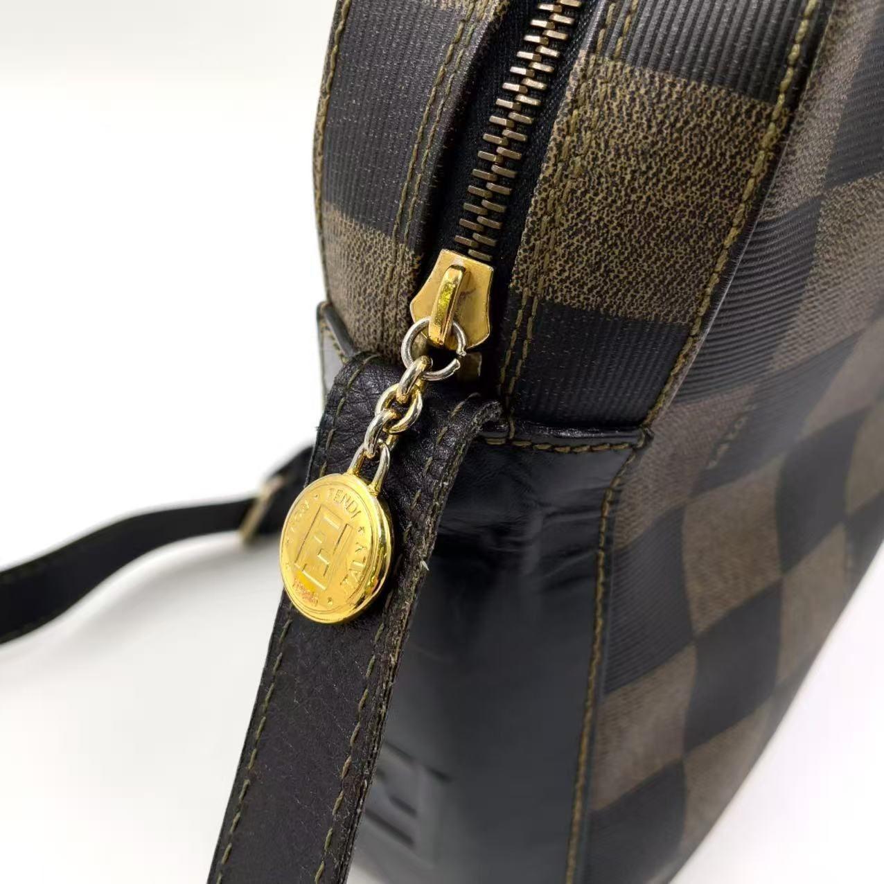 FENDI Shoulder Bag Purse Pecan Leather PVC Black Beige Authentic