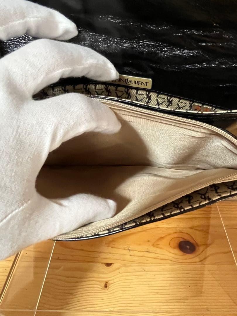 Saint Laurent Clutch Bag Second Bag V stitch Leather Black Authentic