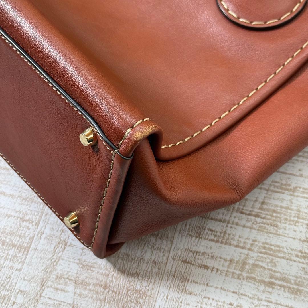 Chloe Hand Bag Tote Purse Logo Brown Authentic