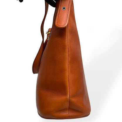 COACH Shoulder Bag Purse Old Leather Light Brown Authentic