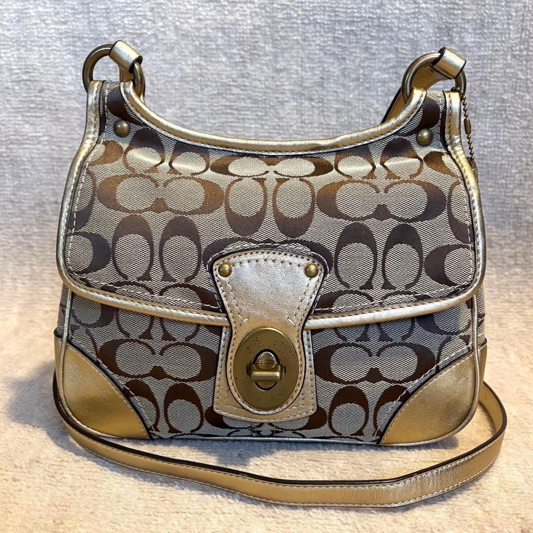 COACH Shoulder Bag Purse Signature Turn Lock Gold Authentic
