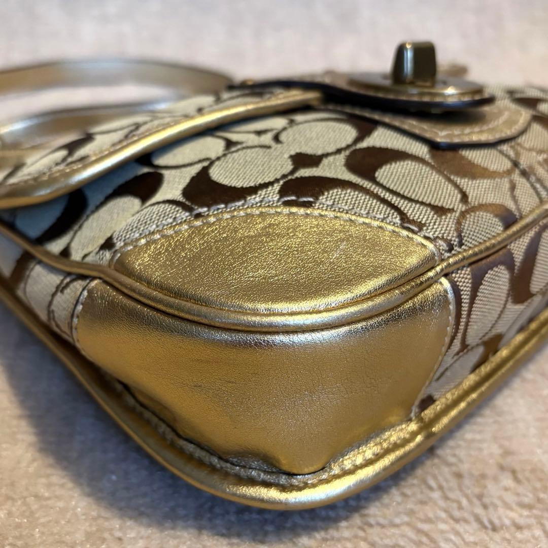 COACH Shoulder Bag Purse Signature Turn Lock Gold Authentic