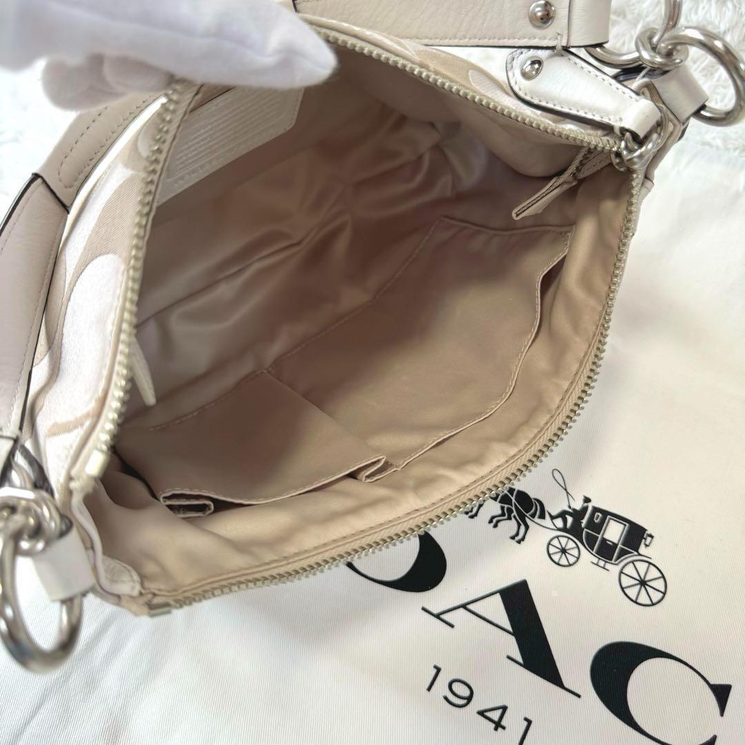 COACH Hand Shoulder Bag Tote Purse 2way Signature Leather Beige White Silver