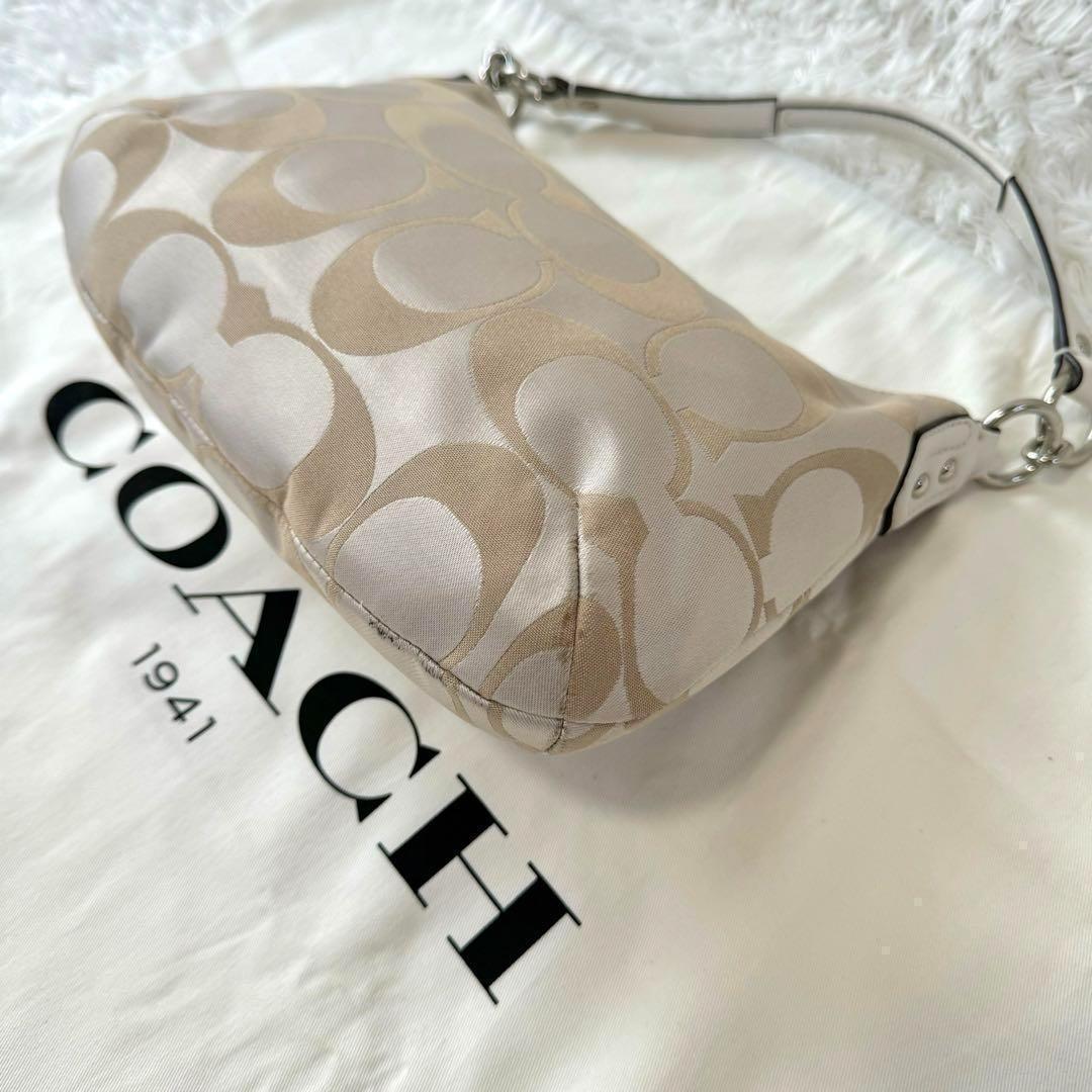 COACH Hand Shoulder Bag Tote Purse 2way Signature Leather Beige White Silver