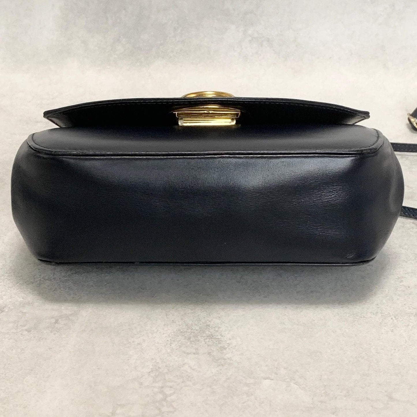GIANNI VERSACE Shoulder Bag Purse Medusa Leather Dark Navy Women's Auth Used