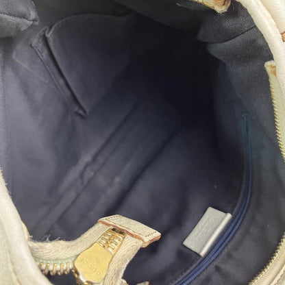 GUCCI Shoulder Bag Purse Leather White Authentic