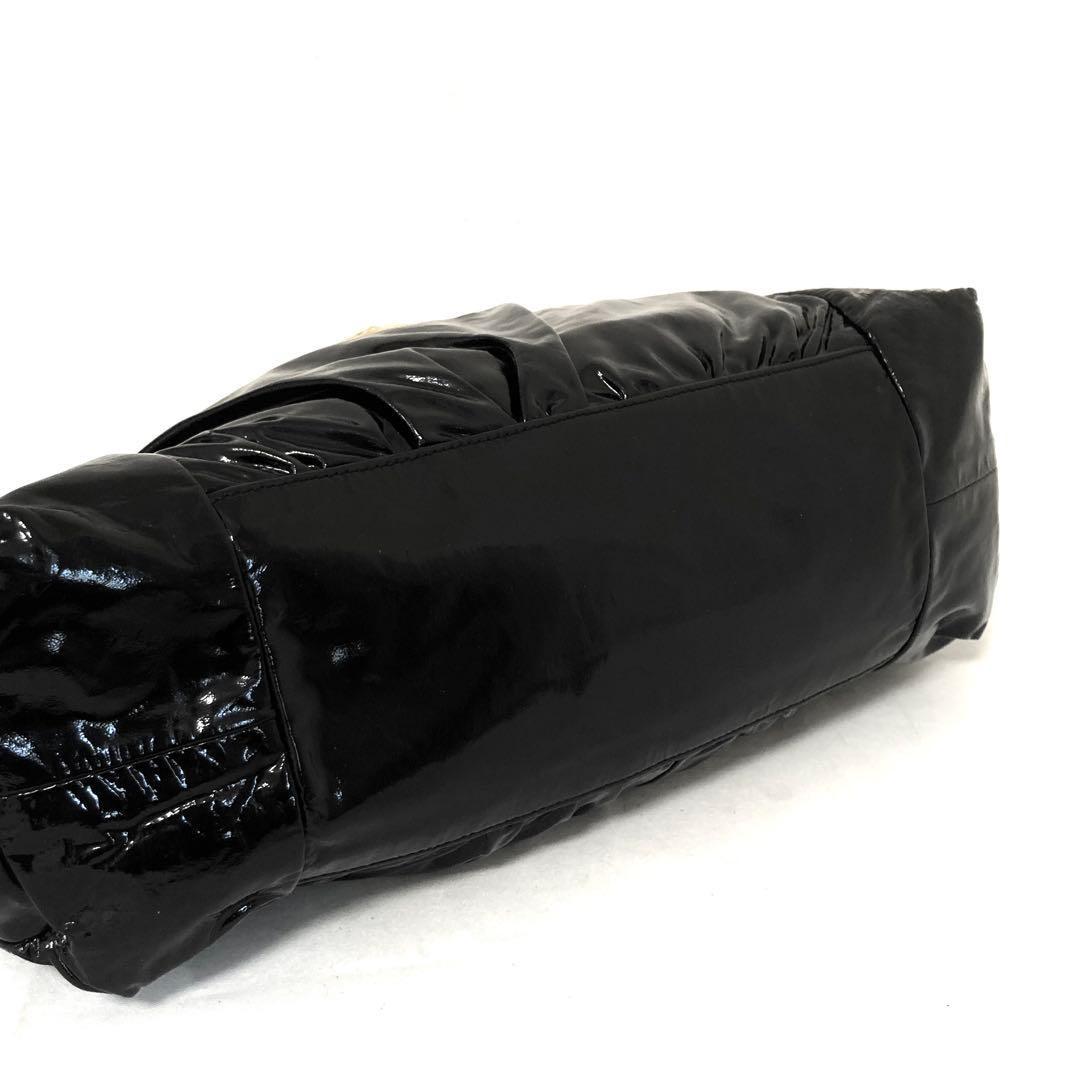 GUCCI Hand Bag Tote Purse Logo Patent Leather Black Authentic